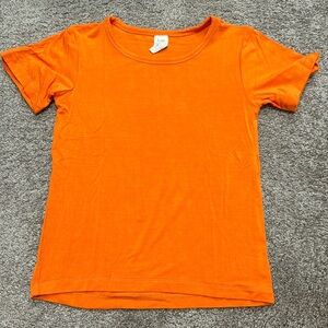 Kate Quinn Orange Tee